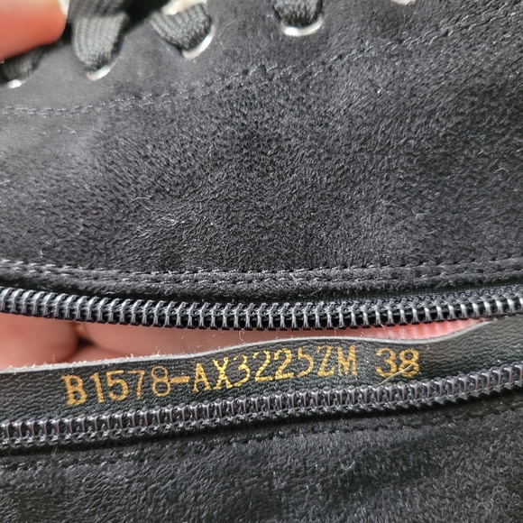 Boots for Winter - Picture 4 of 6